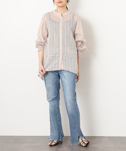 EGLANTINE(エグランティーヌ)の「EGLANTINE バックギャザー シアーストライプブラウス(シャツ/ブラウス・レディース・サンドベージュ/サックスブルー・38)」の17枚目の写真