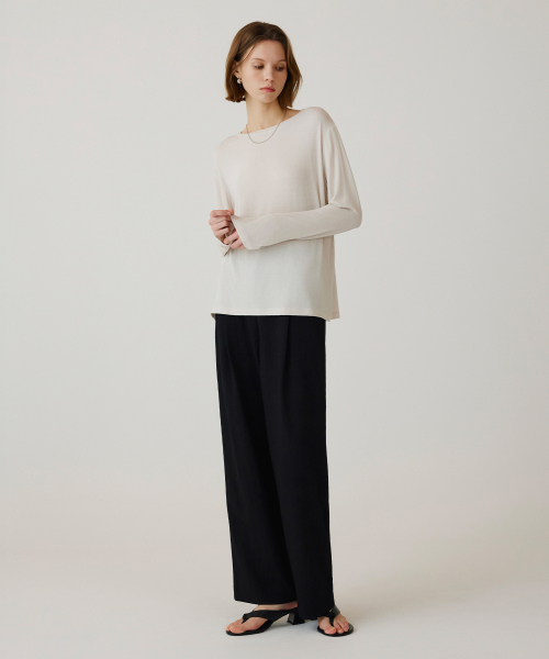 SIYAZU(シヤジュ)の「SITP5253 シルキー ルーズフィットTシャツ_Light beige(Tシャツ/カットソー・レディース・ライトベージュ・ONE)」の4枚目の写真