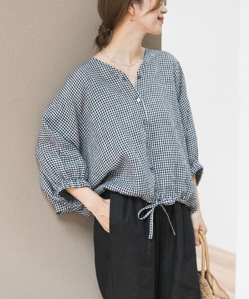 URBAN RESEARCH DOORS(アーバンリサーチドアーズ)の「リネンドロストドルマンブラウス(シャツ/ブラウス・レディース・チェック/モカ/ミント/ブラック・FREE)」の1枚目の写真