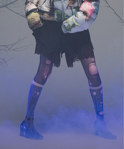 NON TOKYO(ノントーキョー)の「BATWING HEM DENIM & LACE SHORTS(デニムパンツ・レディース・ブルー/ブラック・FREE)」の1枚目の写真