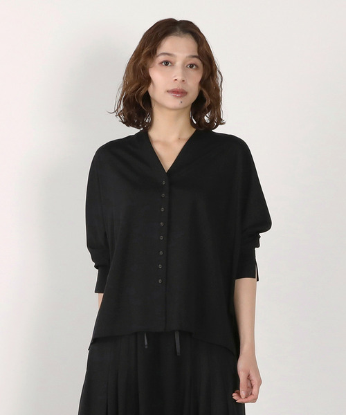 LOGEMENT DE CLAIRE(ロジュモンドクレール)の「【LOURMARIN】Vネックドルマンカーデ(カーディガン/ボレロ・レディース・ブラウン系その他/カーキ/ブラック・FREE)」の2枚目の写真
