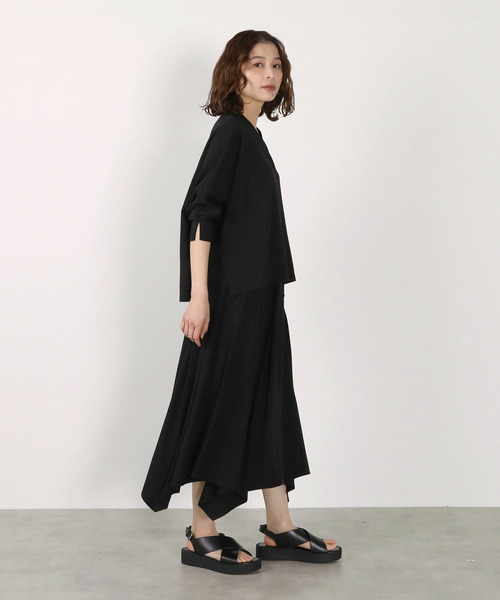 LOGEMENT DE CLAIRE(ロジュモンドクレール)の「【LOURMARIN】Vネックドルマンカーデ(カーディガン/ボレロ・レディース・ブラウン系その他/カーキ/ブラック・FREE)」の12枚目の写真