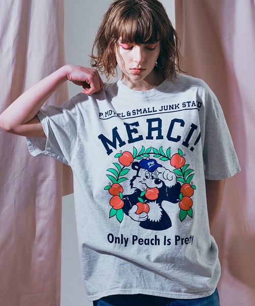 RNA(アールエヌエー)の「M2682 PINKMOTEL モモクマプリントTEE(Tシャツ/カットソー・レディース・アッシュグレー/ブラック/ホワイト/ピンク・MEDIUM)」の3枚目の写真