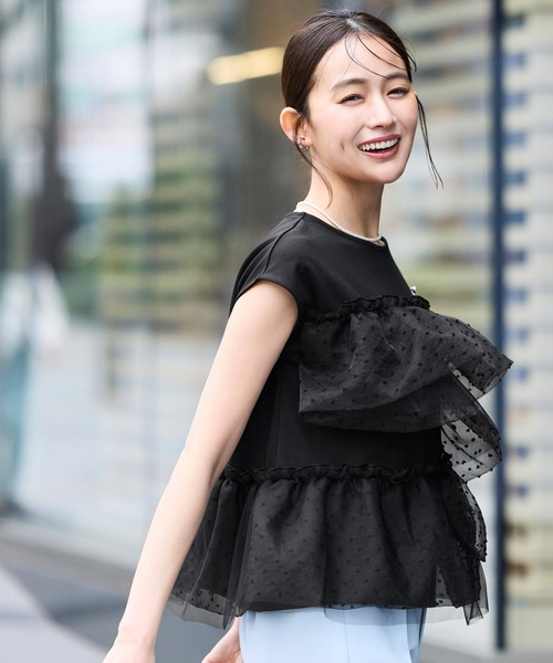 RUIRUE BOUTIQUE（ルイルエブティック）の「洗える ストレッチ ｜ シアー ドット × チュール デザイントップス ｜ トップス・Tシャツ・カットソー・半袖Tシャツ・きれいめブラウス・オフィスカジュアルブラウス（Tシャツ/カットソー・レディース・ホワイト/ブラック/ホワイト×グレー・L/M/S）」の12枚目の写真