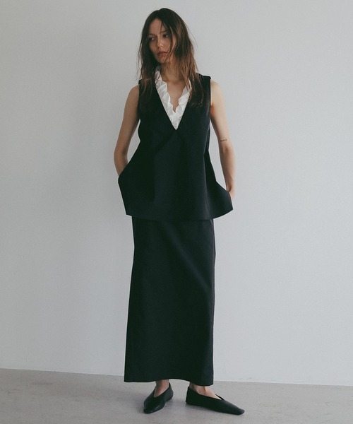 MANOF(マノフ)の「V NECK TOPS SET UP(ワンピース・レディース・ブラック/アイボリー・S/M)」の10枚目の写真