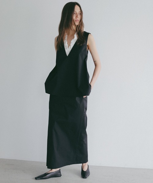 MANOF(マノフ)の「V NECK TOPS SET UP(ワンピース・レディース・ブラック/アイボリー・S/M)」の11枚目の写真
