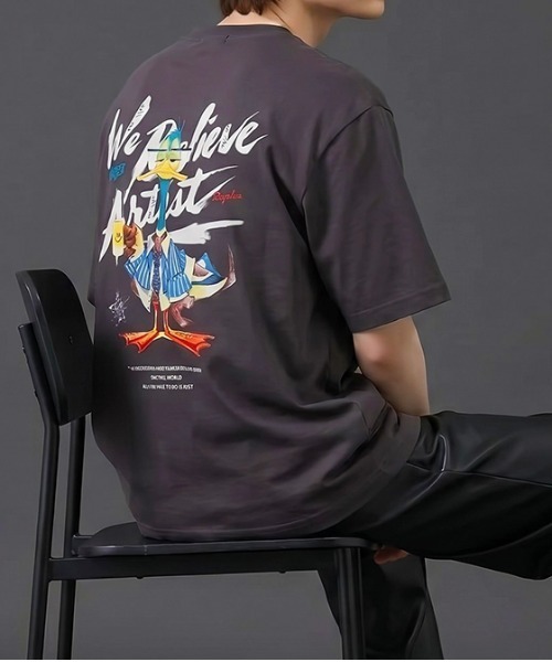 revertical（リバーティカル）の「グラフィックバックプリントTシャツ／ダックイラスト 半袖ルーズT（Tシャツ/カットソー・メンズ・ホワイト/チャコール/ブラック・LARGE/MEDIUM）」の3枚目の写真