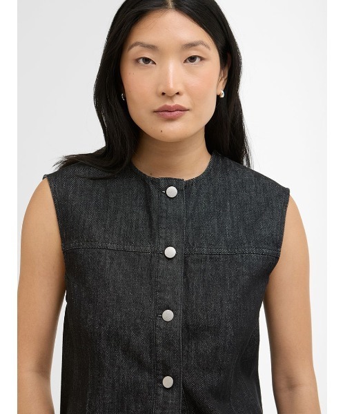 Barbour（バブアー）の「Myraデニム ノースリーブシャツ（レディース）（シャツ/ブラウス・レディース・ブラック・10/8）」の6枚目の写真