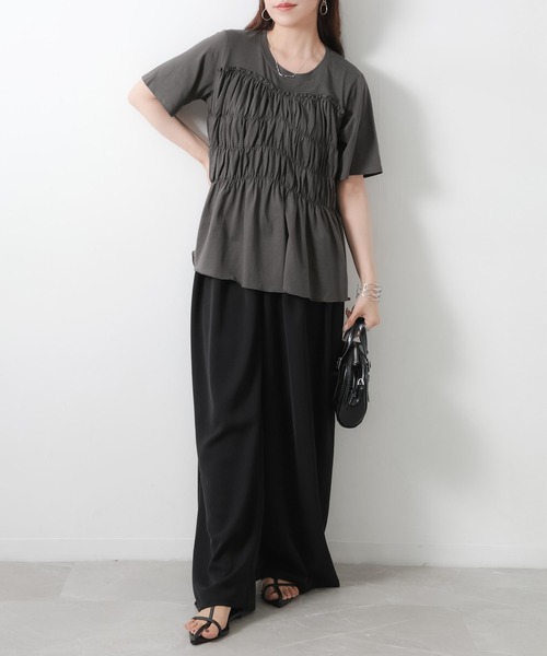 Riberry(リベリー)の「【接触冷感】ビスチェライクギャザーコットンTシャツ(Tシャツ/カットソー・レディース・チャコールグレー/ブラック/アイボリー・MEDIUM)」の12枚目の写真