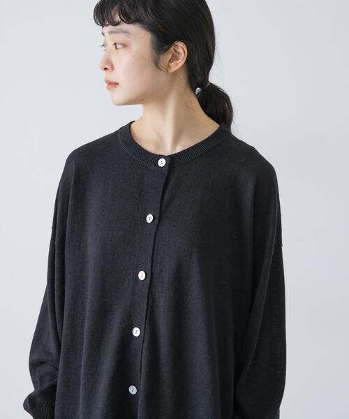 かぐれ(カグレ)の「リネンワイドクルーネックカーディガン(カーディガン/ボレロ・レディース・ブラック/ナチュラル・FREE)」の11枚目の写真