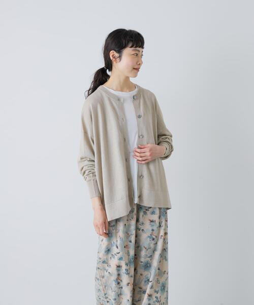 かぐれ(カグレ)の「リネンワイドクルーネックカーディガン(カーディガン/ボレロ・レディース・ブラック/ナチュラル・FREE)」の20枚目の写真