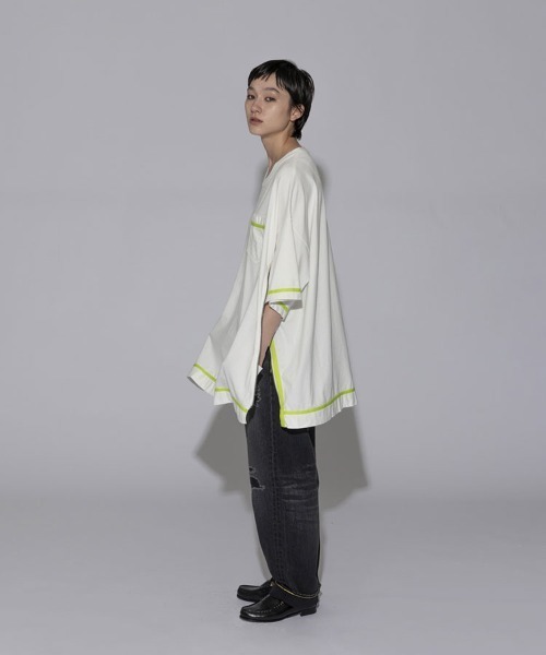 STYLISE（スタイライズ）の「【FACETASM】CURVY SLIT BIG TEE / 4カラー [MYK-TEE-01]（Tシャツ/カットソー・メンズ・グレー/ホワイト/ブラウン/グリーン・5）」の9枚目の写真