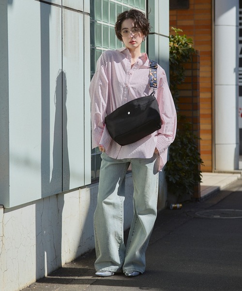 ELLEgirl（エルガール）の「撥水 2wayショルダーバッグ L（ショルダーバッグ・レディース・ブラック系その他/ブラック・FREE）」の7枚目の写真