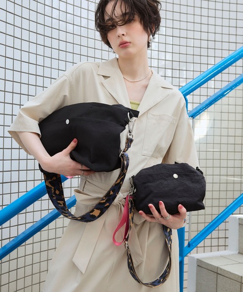 ELLEgirl（エルガール）の「撥水 2wayショルダーバッグ L（ショルダーバッグ・レディース・ブラック系その他/ブラック・FREE）」の14枚目の写真
