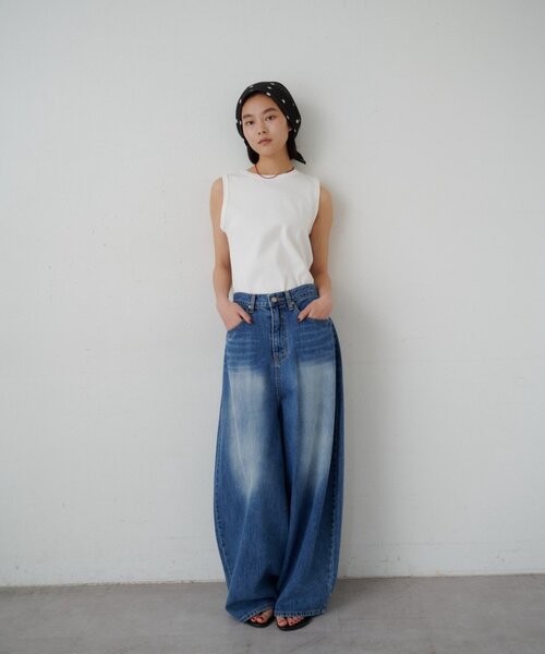 SHENERY（シーナリー）の「【5色展開】リブコンパクトノースリーブ（Tシャツ/カットソー・レディース・ホワイト/ブラック/レッド/ブラウン/ブルー系その他・FREE）」の7枚目の写真