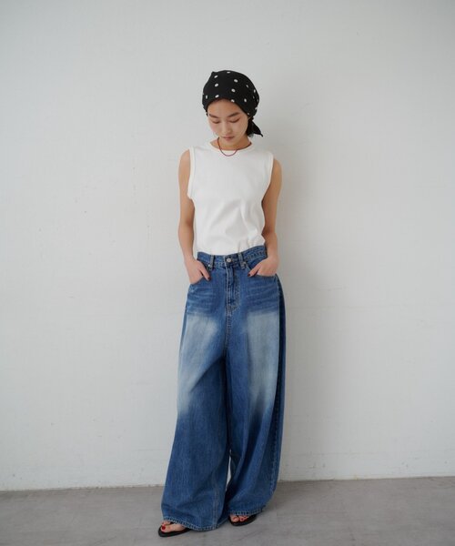 SHENERY（シーナリー）の「【5色展開】リブコンパクトノースリーブ（Tシャツ/カットソー・レディース・ホワイト/ブラック/レッド/ブラウン/ブルー系その他・FREE）」の8枚目の写真