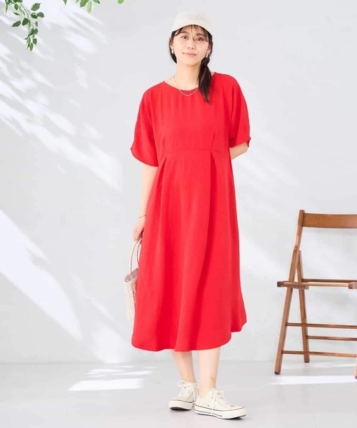 a.v.v(アーヴェヴェ)の「ウエストタックワンピース(ワンピース・レディース・レッド/ブラック/ブルー・38/40)」の16枚目の写真