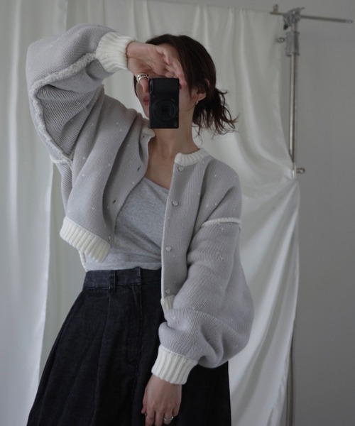 WILLFULLY(ウィルフリー)の「short heart dot jacquard reversible knit cardigan(ニット/セーター・レディース・タン/ホワイト系その他/レッド系その他/グレー×ピンク・FREE)」の5枚目の写真