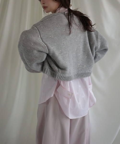WILLFULLY(ウィルフリー)の「short heart dot jacquard reversible knit cardigan(ニット/セーター・レディース・タン/ホワイト系その他/レッド系その他/グレー×ピンク・FREE)」の16枚目の写真
