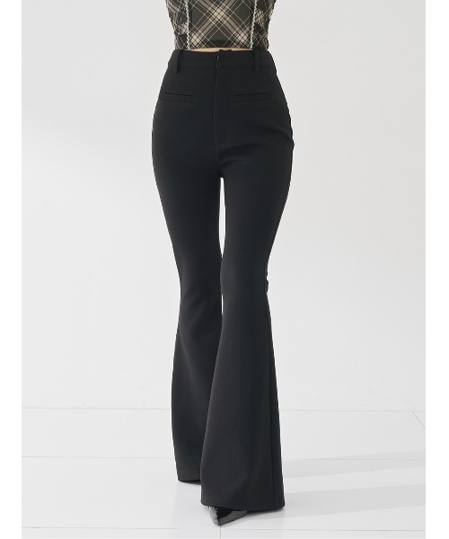 Darich(ダーリッチ)の「美シルエットカットフレアパンツ(その他パンツ・レディース・ブラック/ホワイト・XS/M/S)」の6枚目の写真
