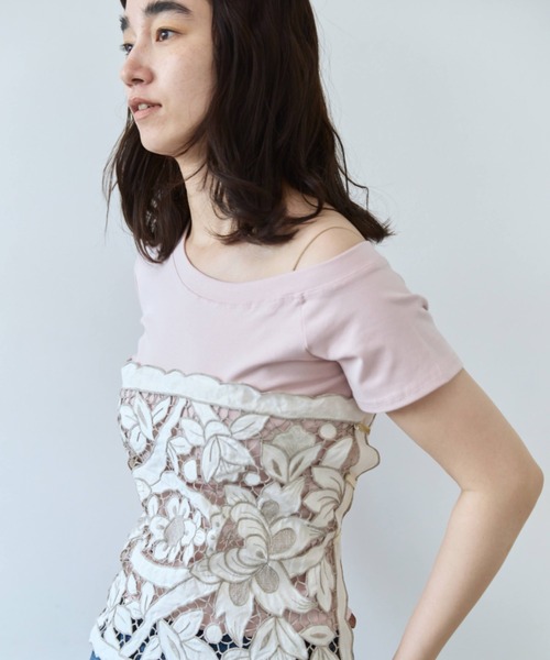 flaeu(フラユ)の「Asymmetry Boat Neck Tee(Tシャツ/カットソー・レディース・ホワイト/ピンク/ブラック×ホワイト/グレー/ブラック・FREE)」の10枚目の写真