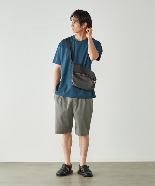 COMME CA ISM(コムサイズム)の「バイカラー ショルダーバッグ(ショルダーバッグ・メンズ・ブラック×グレー/ブラック×ブルー・FREE)」の3枚目の写真
