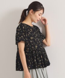 花柄シャーリングブラウス