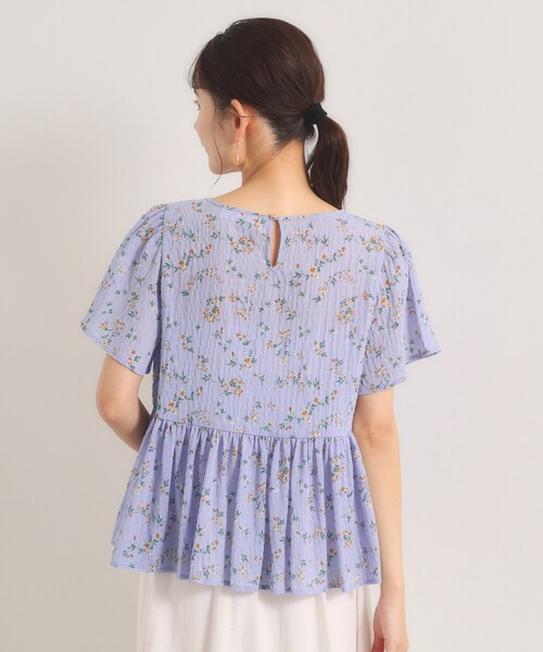 ITS'DEMO(イッツデモ)の「花柄シャーリングブラウス(シャツ/ブラウス・レディース・ホワイト系3/ブラック系/サックスブルー系・00)」の18枚目の写真
