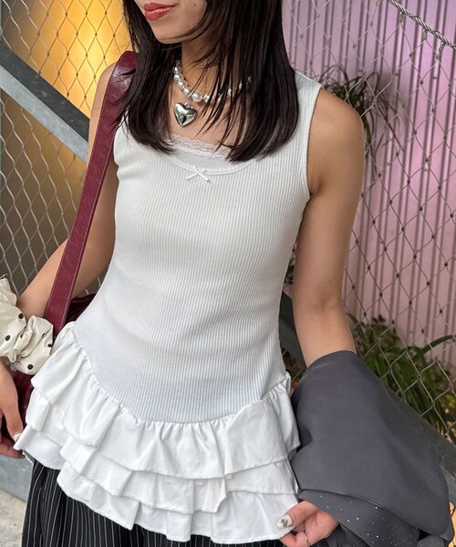 CIAOPANIC(チャオパニック)の「ティアードヘムリブタンクトップ(タンクトップ・レディース・ホワイト/ブラック・ONE SIZE)」の4枚目の写真