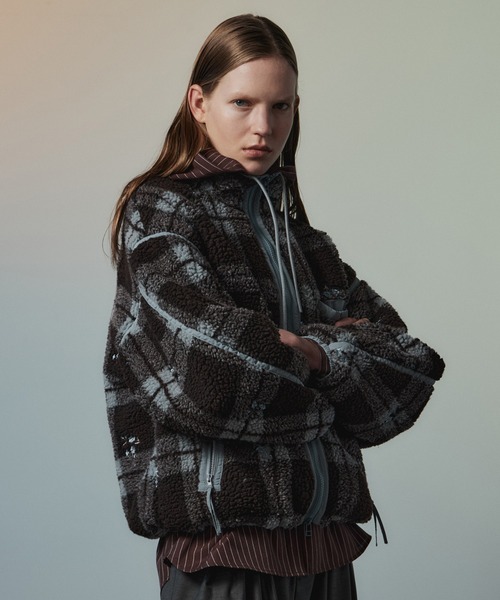 MAISON SPECIAL(メゾンスペシャル)の「【2026Autumn PRE-ORDER】Flower Embroidery Boa Blouson/フラワーエンブロイダリーボアブルゾン(ブルゾン・レディース・ブラウン・FREE)」の5枚目の写真
