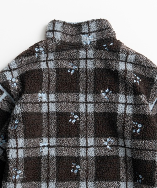 MAISON SPECIAL(メゾンスペシャル)の「【2026Autumn PRE-ORDER】Flower Embroidery Boa Blouson/フラワーエンブロイダリーボアブルゾン(ブルゾン・レディース・ブラウン・FREE)」の19枚目の写真