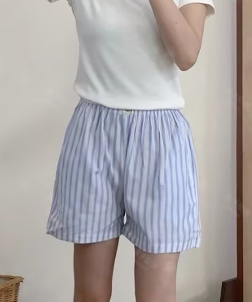 AsheKsha(アシクシャ)の「縦ストライプのゴム入りカジュアルショーツ(その他パンツ・レディース・ブルー/グリーン/パープル・F)」の16枚目の写真