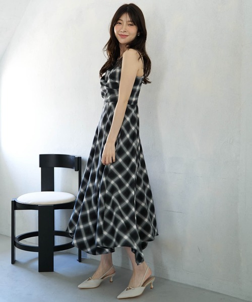 NOELA(ノエラ)の「チェックキャミワンピース(ワンピース・レディース・ブラック/ブラウン・S/M)」の5枚目の写真