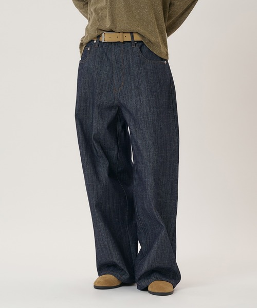 Perushu(ペルーシュ)の「WIDE SLUB TAPERED DENIM PANTS/ワイド スラブ テーパード デニム パンツ(その他パンツ・メンズ・インディゴブルー/ライトインディゴブルー・MEDIUM/LARGE/SMALL)」の17枚目の写真