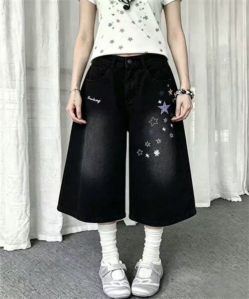 Dream garden（ドリームガーデン）の「星と花刺繍7分丈デニムパンツ（デニムパンツ・レディース・ブラック・XL/L/M/S）」の3枚目の写真
