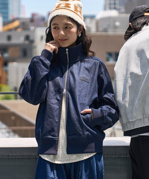 FREAK'S STORE（フリークスストア）の「UMBRO × FREAK'S STORE/アンブロ 別注 DENIM Track Jacket 10oz/デニム トラックジャケット（その他アウター・レディース・ネイビー/ブラック・ﾌﾘ-）」の10枚目の写真