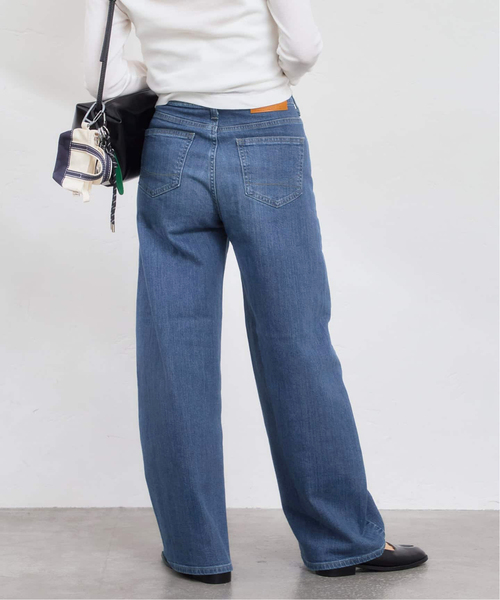 U by SPICK&SPAN(ユーバイスピックアンドスパン)の「《 追加 / 新色 》SOMETHING / サムシング HANA CURVE TAPERED(デニムパンツ・レディース・ブラック/ブルー・SMALL/MEDIUM/LARGE)」の5枚目の写真