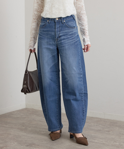 U by SPICK&SPAN(ユーバイスピックアンドスパン)の「《 追加 / 新色 》SOMETHING / サムシング HANA CURVE TAPERED(デニムパンツ・レディース・ブラック/ブルー・SMALL/MEDIUM/LARGE)」の8枚目の写真