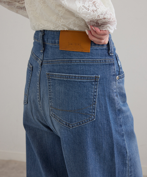 U by SPICK&SPAN(ユーバイスピックアンドスパン)の「《 追加 / 新色 》SOMETHING / サムシング HANA CURVE TAPERED(デニムパンツ・レディース・ブラック/ブルー・SMALL/MEDIUM/LARGE)」の11枚目の写真