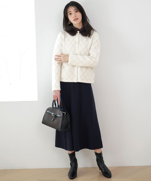 ANY SIS(エニィスィス)の「CICA加工 ニット スカート(スカート・レディース・ライトグレー系/ネイビー系/グレー系/ダークブラウン系・MEDIUM)」の8枚目の写真