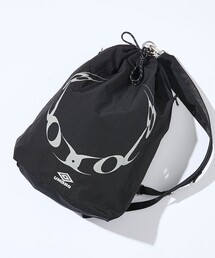 UMBRO(�A���u��)��UMBRO/�A���u�� UMBRO × ONE OR EIGHT �h���[�X�g�����O �o�b�O(�o�b�N�p�b�N/�����b�N)