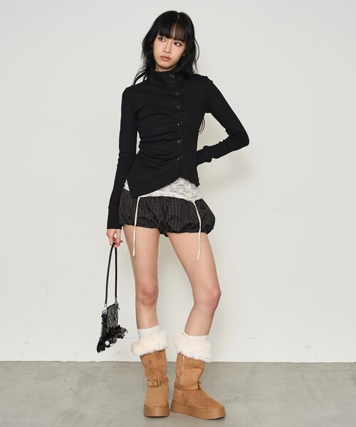 WHO'S WHO gallery(フーズフーギャラリー)の「アシメハイネックギャザートップス(Tシャツ/カットソー・レディース・ブラック/パープル/グレー・FREE)」の19枚目の写真
