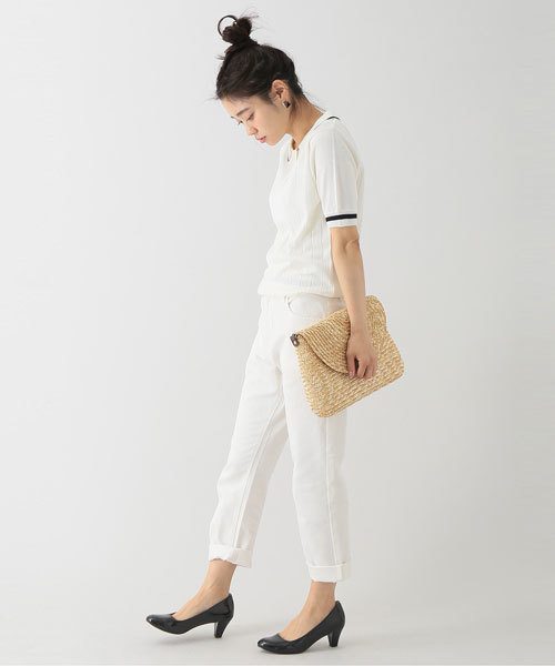 E hyphen world gallery（イーハイフンワールドギャラリー）の「ストレートデニムパンツ（その他パンツ・レディース・インディゴブルー/ライトインディゴブルー/アイボリー・SMALL/MEDIUM）」の2枚目の写真