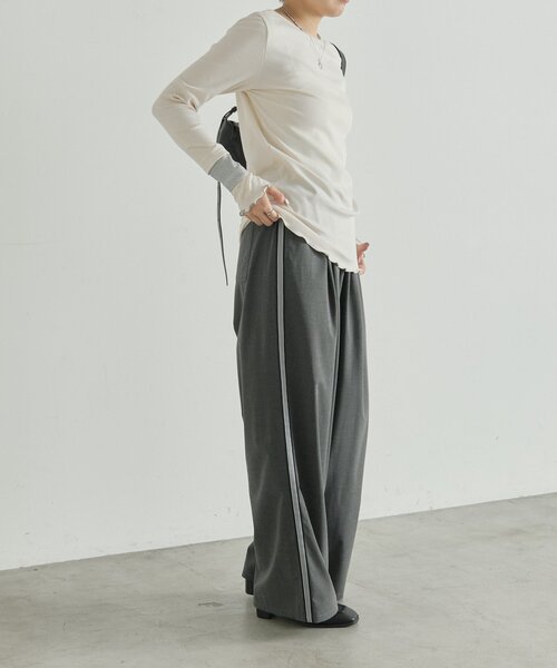 ear PAPILLONNER(イアパピヨネ)の「リブ袖メロウカットソー2【SUM1 STYLE】(Tシャツ/カットソー・レディース・ホワイト/ブラック/レッド・FREE)」の12枚目の写真