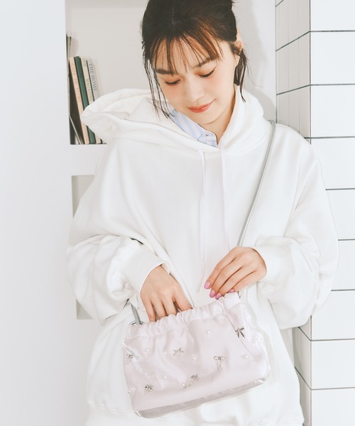 Casselini(キャセリーニ)の「【Casselini】COLORME別注チャーム付き4WAYショルダーバッグ(野崎智子着用)(ショルダーバッグ・レディース・ピンク・FREE)」の5枚目の写真
