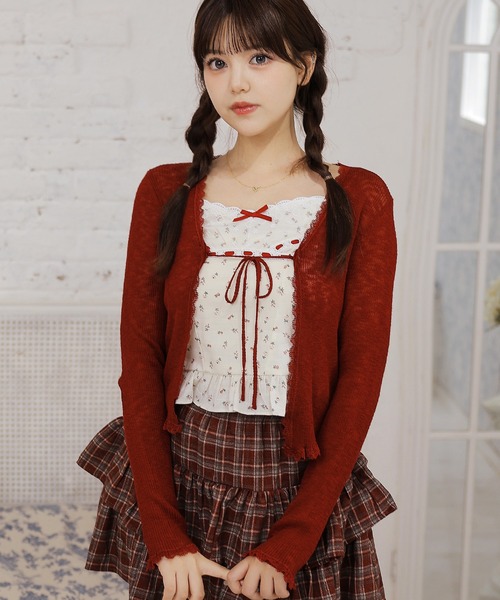 Anely(アネリー)の「【2点セット】小花柄レースリボンキャミソール×ニットカーディガン(その他トップス・レディース・レッド/イエロー/ブルー・FREE)」の1枚目の写真