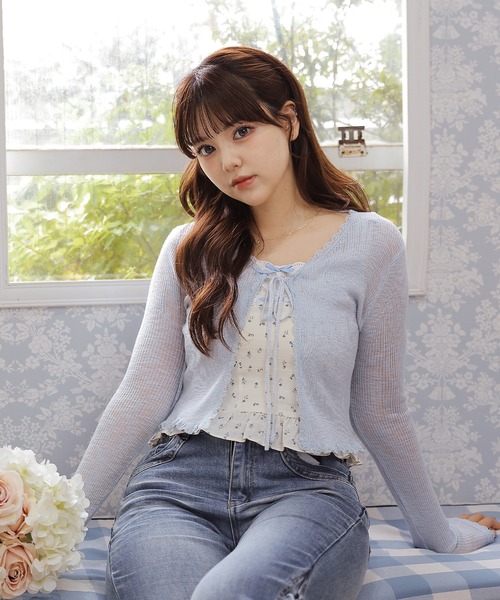 Anely(アネリー)の「【2点セット】小花柄レースリボンキャミソール×ニットカーディガン(その他トップス・レディース・レッド/イエロー/ブルー・FREE)」の4枚目の写真