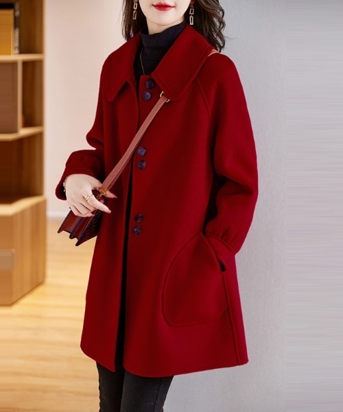 AMAJI(アマジ)の「スリム チェスターコート(チェスターコート・レディース・ブラック/グレー/レッド・MEDIUM/LARGE/X-LARGE)」の4枚目の写真