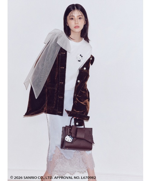 FRAY I.D(フレイアイディー)の「【ハローキティ】2wayチュールリボンTシャツ(Tシャツ/カットソー・レディース・ホワイト/ブラック/グレー・F)」の4枚目の写真