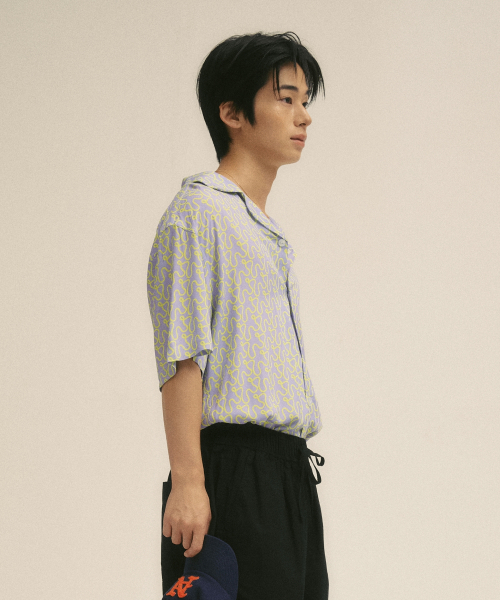 VILLA RAY（ヴィラ・レイ）の「モザイクウェーブ メンズ ビスコースシャツ（シャツ/ブラウス・メンズ・その他・LARGE/X-LARGE/MEDIUM）」の3枚目の写真